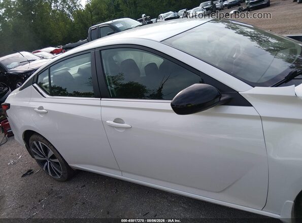 1N4BL4CW6LC222669 2020 NISSAN ALTIMA White Սալոնի հետևի տեսք