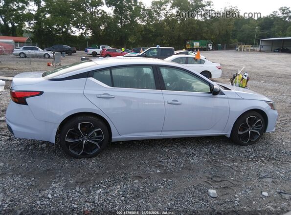 1N4BL4CW7SN352186 2025 NISSAN ALTIMA Gray 360 interior view