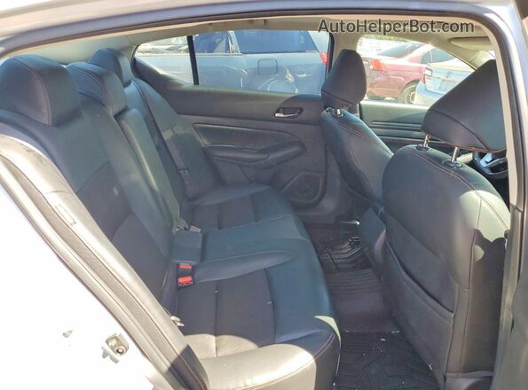 1N4BL4CW9LN323452 2020 NISSAN ALTIMA Silver Widok tylnych siedzeń