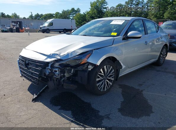 1N4BL4DV0PN353855 2023 NISSAN ALTIMA Серебряный Вид спереди