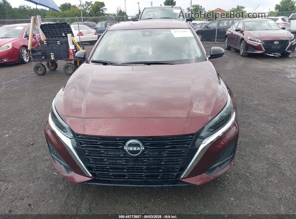 1N4BL4DV1SN325863 2025 NISSAN ALTIMA Maroon Սարքավորումների վահանակի տեսք