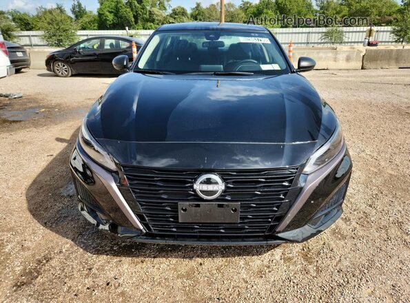 1N4BL4DV1TN320342 2026 NISSAN ALTIMA Black Widok naklejki z numerem VIN