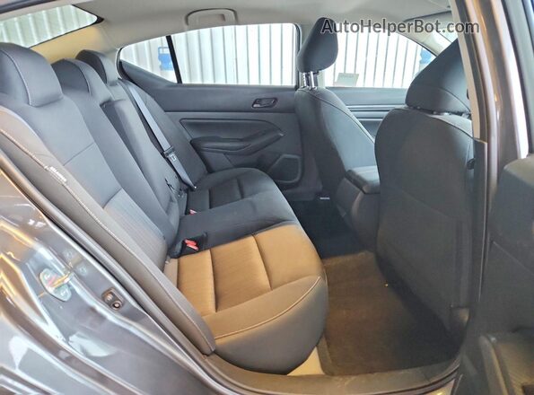 1N4BL4DV1TN322611 2026 NISSAN ALTIMA Gray Vista de los asientos traseros