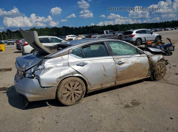 1N4BL4DV2NN315850 2022 NISSAN ALTIMA Silver Tył prawy