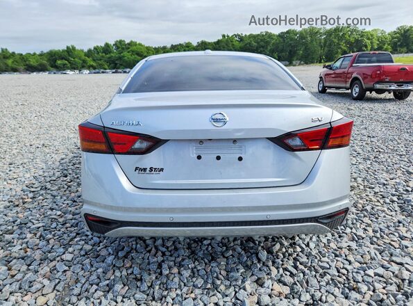 1N4BL4DV2NN331143 2022 NISSAN ALTIMA Silver Rear view