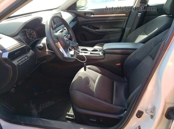 1N4BL4DV2PN375453 2023 NISSAN ALTIMA White Vista interior delantera