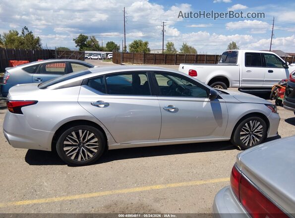 1N4BL4DV2RN339362 2024 NISSAN ALTIMA Gray Սալոնի հետևի տեսք