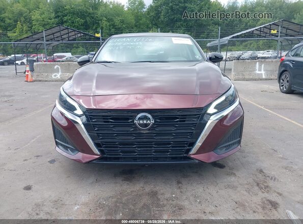 1N4BL4DV2RN358381 2024 NISSAN ALTIMA Burgundy ხელსაწყოთა პანელის ხედი