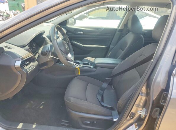 1N4BL4DV2RN381031 2024 NISSAN ALTIMA Серый Вид салона спереди