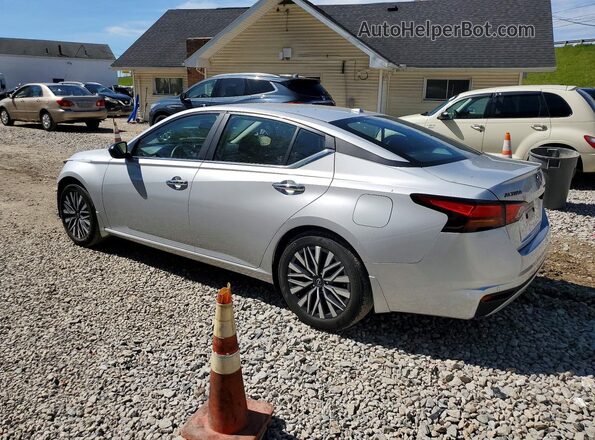 1N4BL4DV2RN434083 2024 NISSAN ALTIMA Серебряный Задняя левая четверть