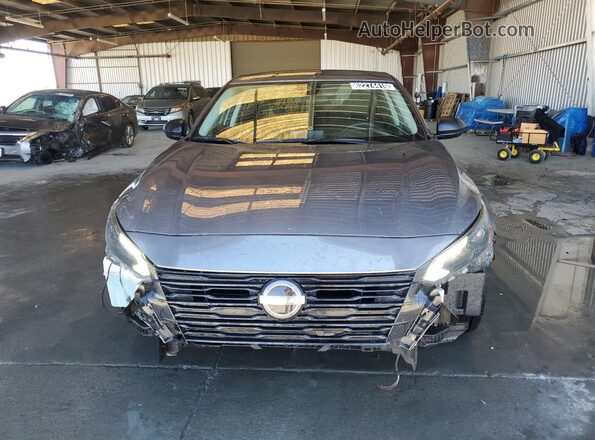 1N4BL4DV2SN319943 2025 NISSAN ALTIMA Gray Widok wnętrza 360 stopni