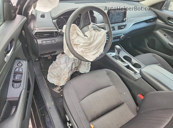 1N4BL4DV2SN352411 2025 NISSAN ALTIMA Черный Вид панели приборов