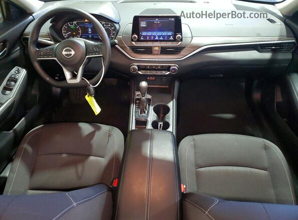1N4BL4DV2SN360914 2025 NISSAN ALTIMA Silver Առջևի վահանակի տեսք