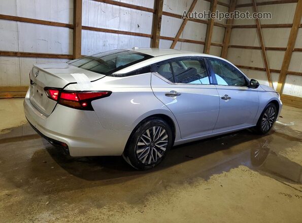 1N4BL4DV2SN360914 2025 NISSAN ALTIMA Silver Հետևի աջ
