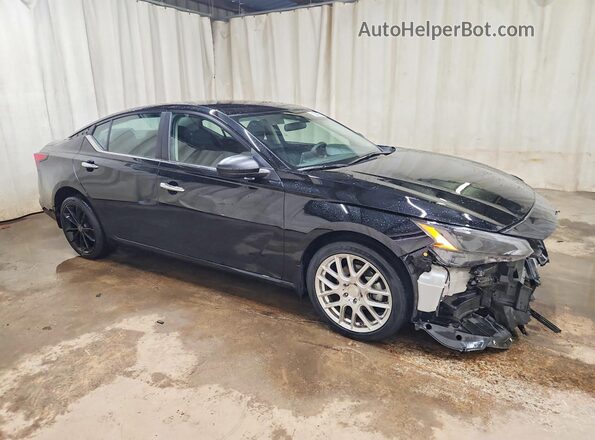 1N4BL4DV2SN433599 2025 NISSAN ALTIMA Black Delantero derecho