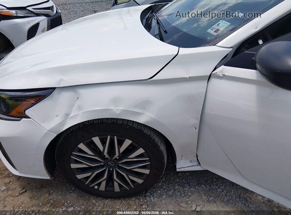 1N4BL4DV2TN311018 2026 NISSAN ALTIMA White Widok z przodu