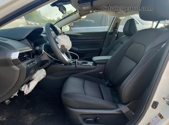 1N4BL4DV2TN342012 2026 NISSAN ALTIMA White 