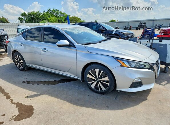 1N4BL4DV3MN384299 2021 NISSAN ALTIMA Серебряный Передняя правая четверть