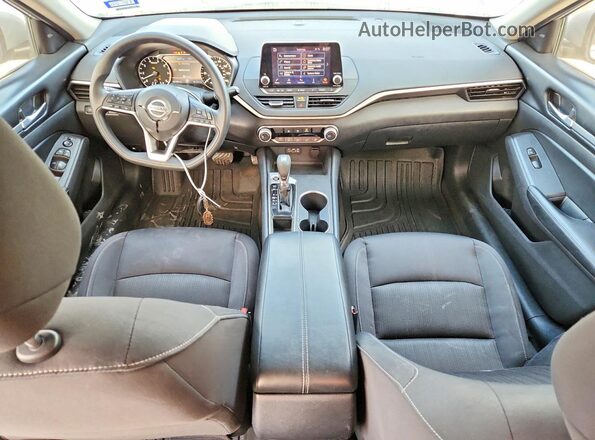 1N4BL4DV3NN317901 2022 NISSAN ALTIMA Silver Dashboard view