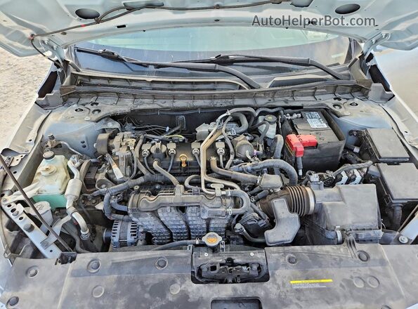 1N4BL4DV3NN317901 2022 NISSAN ALTIMA Silver Rear interior view