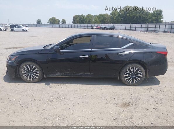 1N4BL4DV3PN362453 2023 NISSAN ALTIMA Black Սալոնի 360 աստիճան տեսք