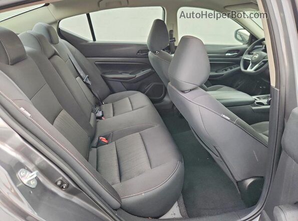 1N4BL4DV3RN373407 2024 NISSAN ALTIMA Gray Rear seats view