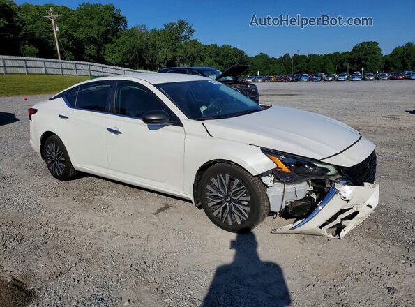 1N4BL4DV3RN417731 2024 NISSAN ALTIMA White Przód prawy