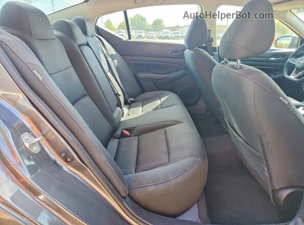 1N4BL4DV3SN319630 2025 NISSAN ALTIMA Gray Rear seats view