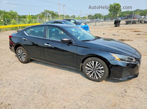 1N4BL4DV3SN322558 2025 NISSAN ALTIMA Black Przód prawy