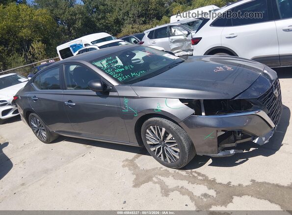 1N4BL4DV3SN396482 2025 NISSAN ALTIMA Gray Սալոնի հետևի տեսք