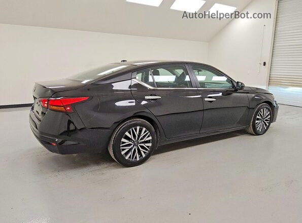 1N4BL4DV3SN401762 2025 NISSAN ALTIMA Black Задня права чверть