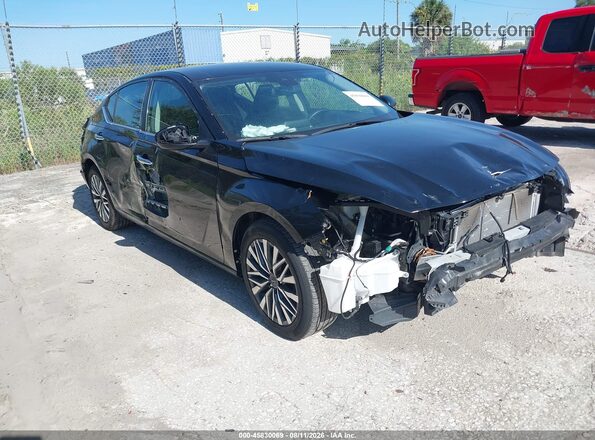 1N4BL4DV4RN306783 2024 NISSAN ALTIMA Black Widok z przodu