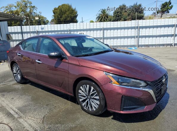 1N4BL4DV4RN357992 2024 NISSAN ALTIMA Burgundy VIN կոդի պիտակի տեսք