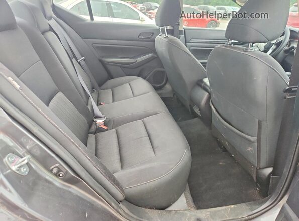 1N4BL4DV4RN410027 2024 NISSAN ALTIMA Gray Widok tylnych siedzeń