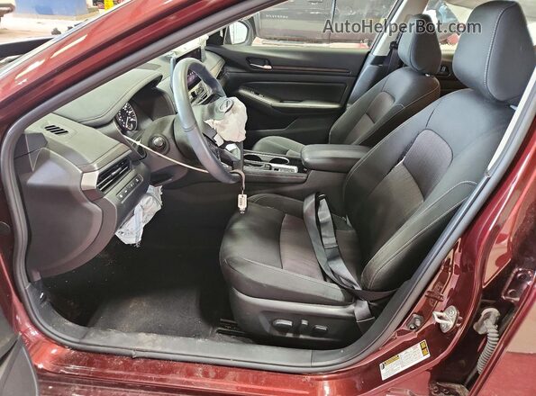 1N4BL4DV4RN434747 2024 NISSAN ALTIMA Бордовый Вид салона спереди