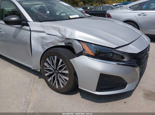 1N4BL4DV4SN359442 2025 NISSAN ALTIMA Silver წინა ხედი