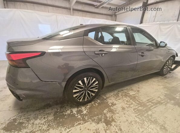1N4BL4DV4TN304572 2026 NISSAN ALTIMA Gray Trasero derecho