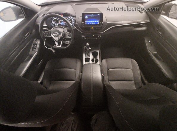 1N4BL4DV4TN304572 2026 NISSAN ALTIMA Gray Vista del salpicadero
