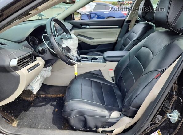 1N4BL4DV5KC165174 2019 NISSAN ALTIMA Black Front interior view