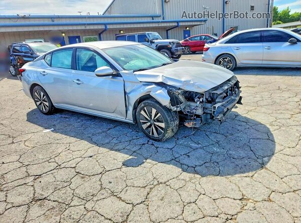 1N4BL4DV5MN309975 2021 NISSAN ALTIMA Gray Передня права чверть