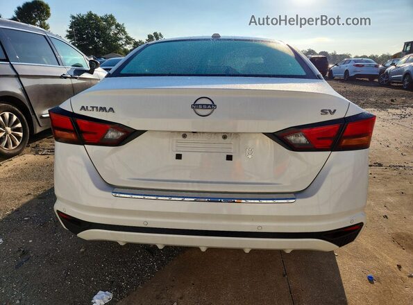 1N4BL4DV5PN411409 2023 NISSAN ALTIMA White Rear view