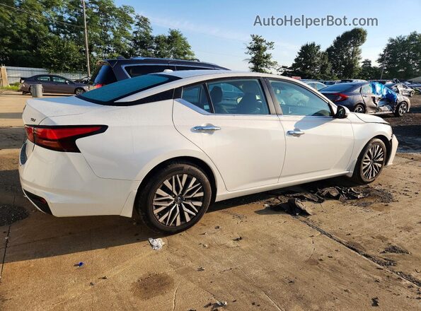 1N4BL4DV5PN411409 2023 NISSAN ALTIMA White Rear right