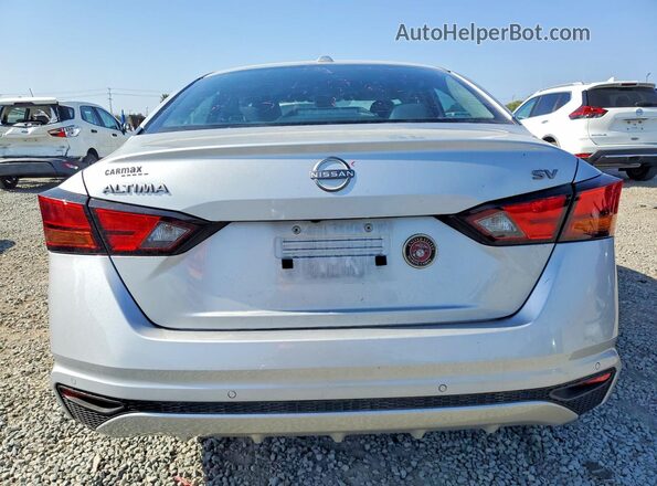 1N4BL4DV5RN300183 2024 NISSAN ALTIMA Серебряный Вид сзади