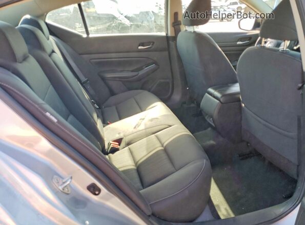 1N4BL4DV5RN300183 2024 NISSAN ALTIMA Серебряный Вид задних сидений