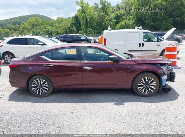 1N4BL4DV5RN428844 2024 NISSAN ALTIMA Бордовый Вид задней части салона