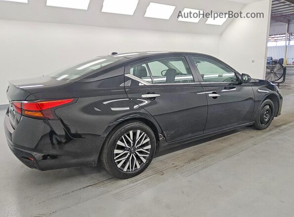1N4BL4DV5SN327549 2025 NISSAN ALTIMA Черный Задняя правая четверть
