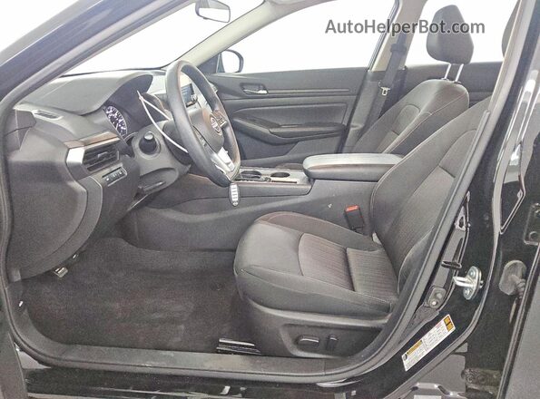 1N4BL4DV5SN327549 2025 NISSAN ALTIMA Черный Вид салона спереди