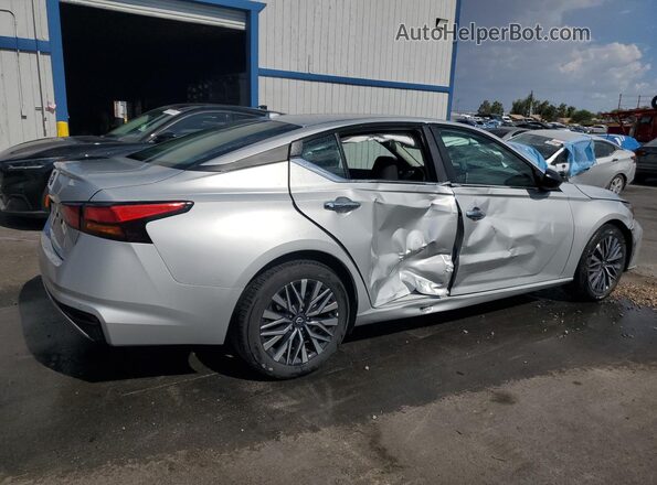1N4BL4DV5SN355996 2025 NISSAN ALTIMA Silver Vista interior de 360 grados