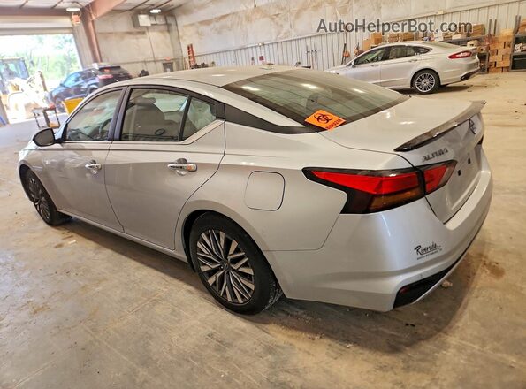 1N4BL4DV5SN365475 2025 NISSAN ALTIMA Silver Trasero izquierdo