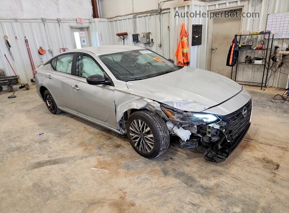 1N4BL4DV5SN365475 2025 NISSAN ALTIMA Silver Delantero derecho